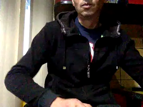 adiluci1 online show from October 12, 1:56 pm