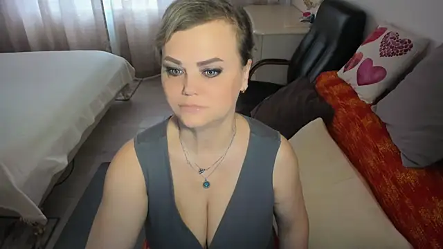 MildMature online show from June 21, 1:44 am