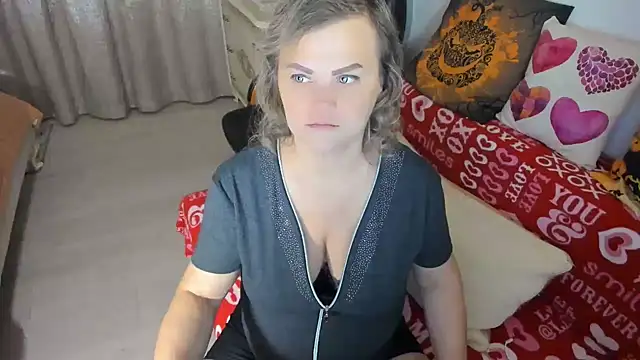 MildMature online show from November 18, 6:11 pm