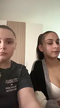 FemmeAffair online show from April 4, 8:26 pm