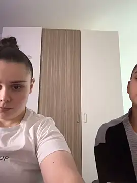 FemmeAffair online show from February 5, 7:10 pm