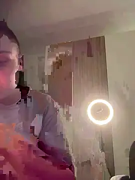 FemmeAffair online show from February 20, 7:38 pm