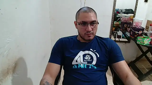 Snapshot of Leonino231 chatting on September 25, 11:49 am Leonino231 online show from September 25, 11:49 am