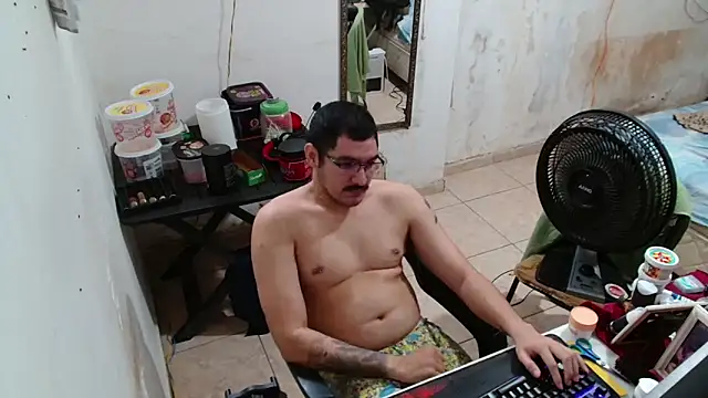 Leonino231 online show from December 18, 4:22 pm