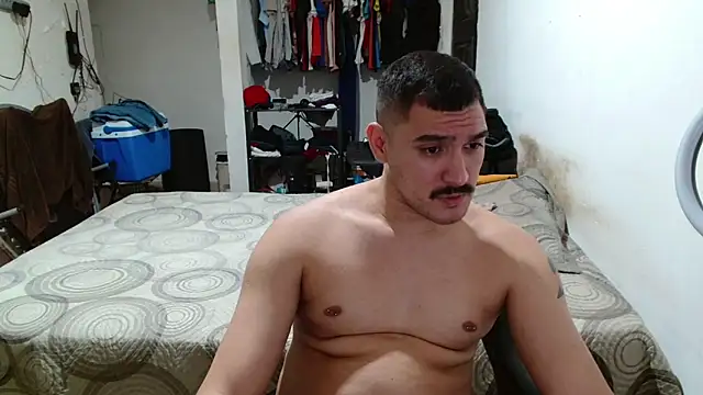 Leonino231 online show from February 15, 10:30 pm