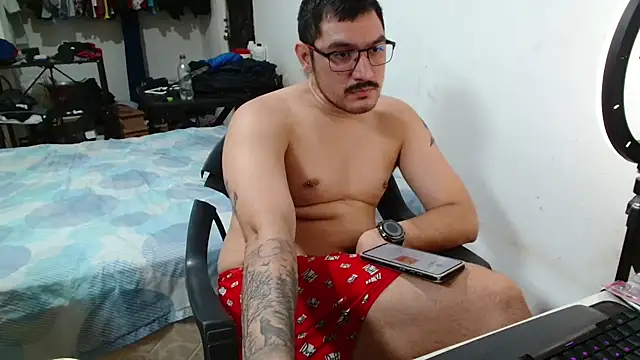 Leonino231 online show from April 26, 4:26 pm