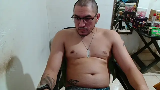 Snapshot of Leonino231 chatting on September 25, 11:55 pm Leonino231 online show from September 25, 11:55 pm