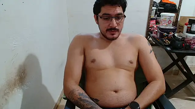 Snapshot of Leonino231 chatting on September 9, 11:52 am Leonino231 online show from September 9, 11:52 am