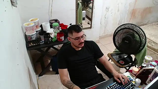 Leonino231 online show from December 20, 10:12 pm