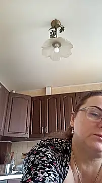 Snapshot of MarinaLady chatting on February 20, 7:21 am MarinaLady online show from February 20, 7:21 am