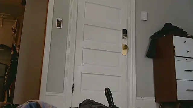 Snapshot of hungbottom603 chatting on December 2, 6:20 pm hungbottom603 online show from December 2, 6:20 pm