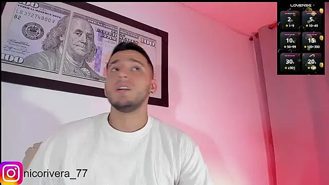 Snapshot of nico_rivera chatting on July 10, 2:33 am nico rivera online show from July 10, 2:33 am
