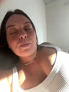 Snapshot of Ruivinhagozadinha chatting on July 9, 6:29 pm Ruivinhagozadinha online show from July 9, 6:29 pm
