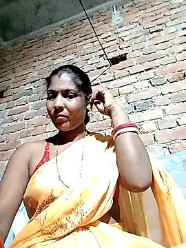 Snapshot of Savita992 chatting on October 3, 2:51 pm Savita992 online show from October 3, 2:51 pm