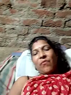 Snapshot of Savita992 chatting on September 17, 6:21 pm Savita992 online show from September 17, 6:21 pm