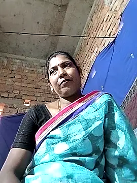 Snapshot of Savita992 chatting on February 1, 7:17 am Savita992 online show from February 1, 7:17 am