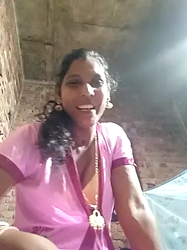 Snapshot of Savita992 chatting on September 26, 2:24 pm Savita992 online show from September 26, 2:24 pm
