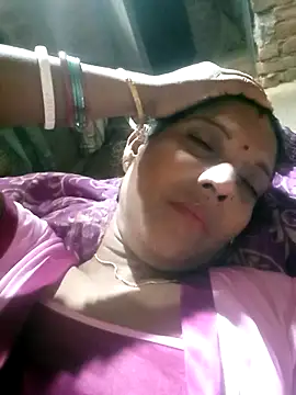 Snapshot of Savita992 chatting on October 7, 3:13 pm Savita992 online show from October 7, 3:13 pm
