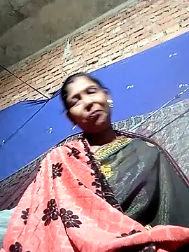 Savita992 online show from November 22, 7:35 pm