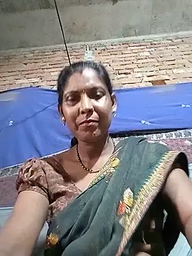 Snapshot of Savita992 chatting on June 11, 8:44 am Savita992 online show from June 11, 8:44 am
