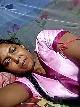 Savita992 online show from May 1, 11:21 pm