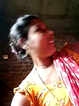 Snapshot of Savita992 chatting on October 6, 10:27 am Savita992 online show from October 6, 10:27 am