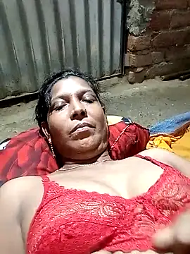 Snapshot of Savita992 chatting on October 8, 10:43 pm Savita992 online show from October 8, 10:43 pm