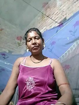 Snapshot of Savita992 chatting on July 18, 6:16 pm Savita992 online show from July 18, 6:16 pm