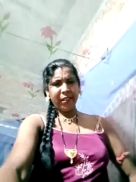 Savita992 online show from May 7, 7:06 pm