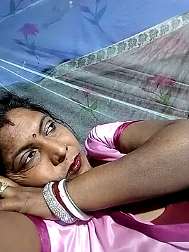 Snapshot of Savita992 chatting on March 1, 8:31 pm Savita992 online show from March 1, 8:31 pm