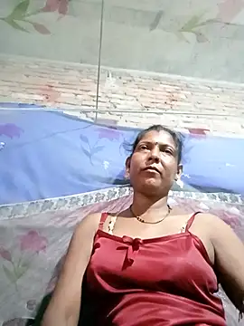 Snapshot of Savita992 chatting on June 15, 1:06 am Savita992 online show from June 15, 1:06 am