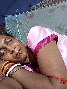 Savita992 online show from June 1, 7:52 am