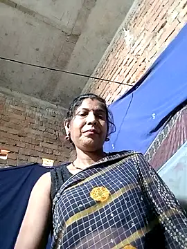 Savita992 online show from April 15, 8:09 am