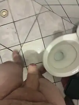 Brsecretbear online show from February 4, 6:52 am