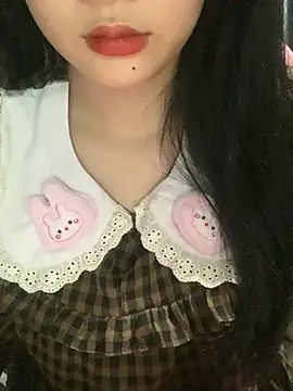 Linhtruong  online show from November 17, 12:53 pm