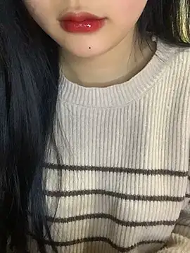 Linhtruong  online show from February 12, 3:39 am