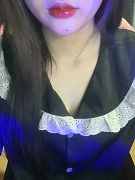 Linhtruong  online show from March 24, 4:01 am