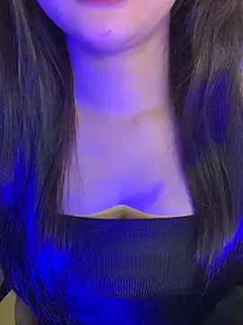 Linhtruong  online show from April 1, 4:03 am