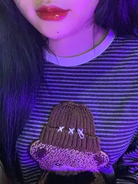 Linhtruong  online show from February 14, 3:51 am