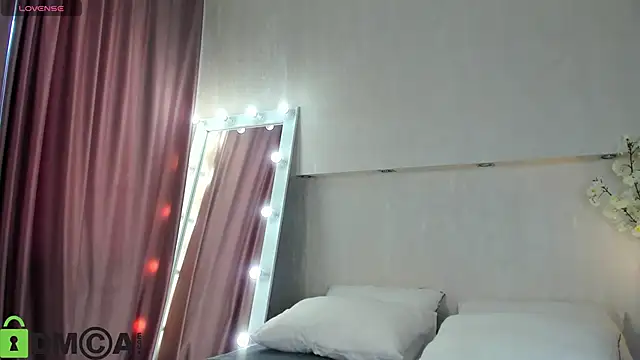 Adelina Bliss online show from April 20, 9:23 am