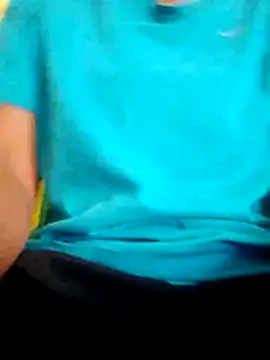 Snapshot of Daisygirl9 chatting on November 7, 7:35 am Daisygirl9 online show from November 7, 7:35 am