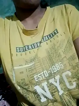 Snapshot of Daisygirl9 chatting on October 24, 5:23 pm Daisygirl9 online show from October 24, 5:23 pm