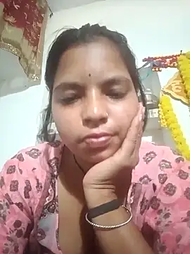 Snapshot of Daisygirl9 chatting on October 13, 1:51 am Daisygirl9 online show from October 13, 1:51 am