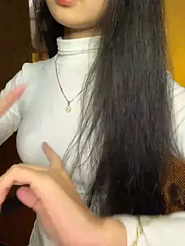 Snapshot of Nhinhi18 chatting on February 10, 3:00 pm Nhinhi18 online show from February 10, 3:00 pm