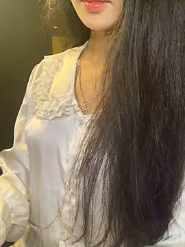 Nhinhi18 online show from May 11, 4:04 pm