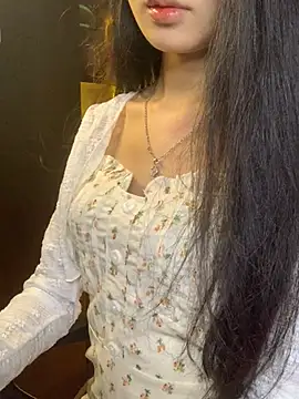 Nhinhi18 online show from April 13, 2:10 pm