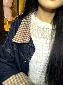 Snapshot of Nhinhi18 chatting on January 17, 4:21 pm Nhinhi18 online show from January 17, 4:21 pm