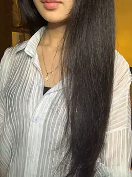 Snapshot of Nhinhi18 chatting on February 28, 4:28 pm Nhinhi18 online show from February 28, 4:28 pm