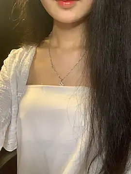 Nhinhi18 online show from May 12, 3:18 pm