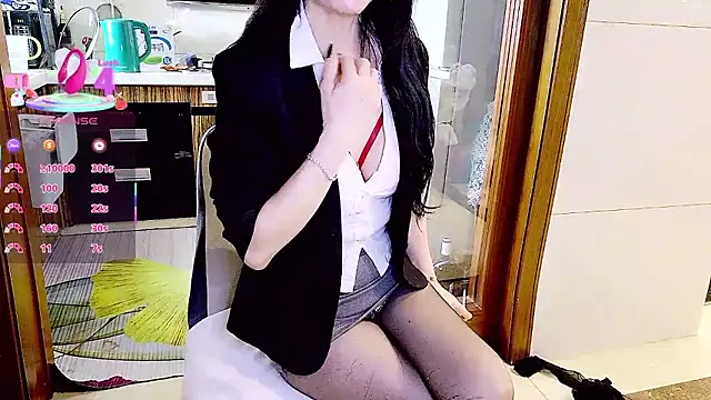Snapshot of xinxinbabe chatting on September 18, 8:28 am xinxinbabe online show from September 18, 8:28 am